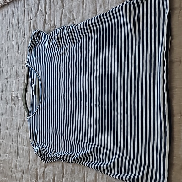 Aware stripe top - Picture 2 of 5